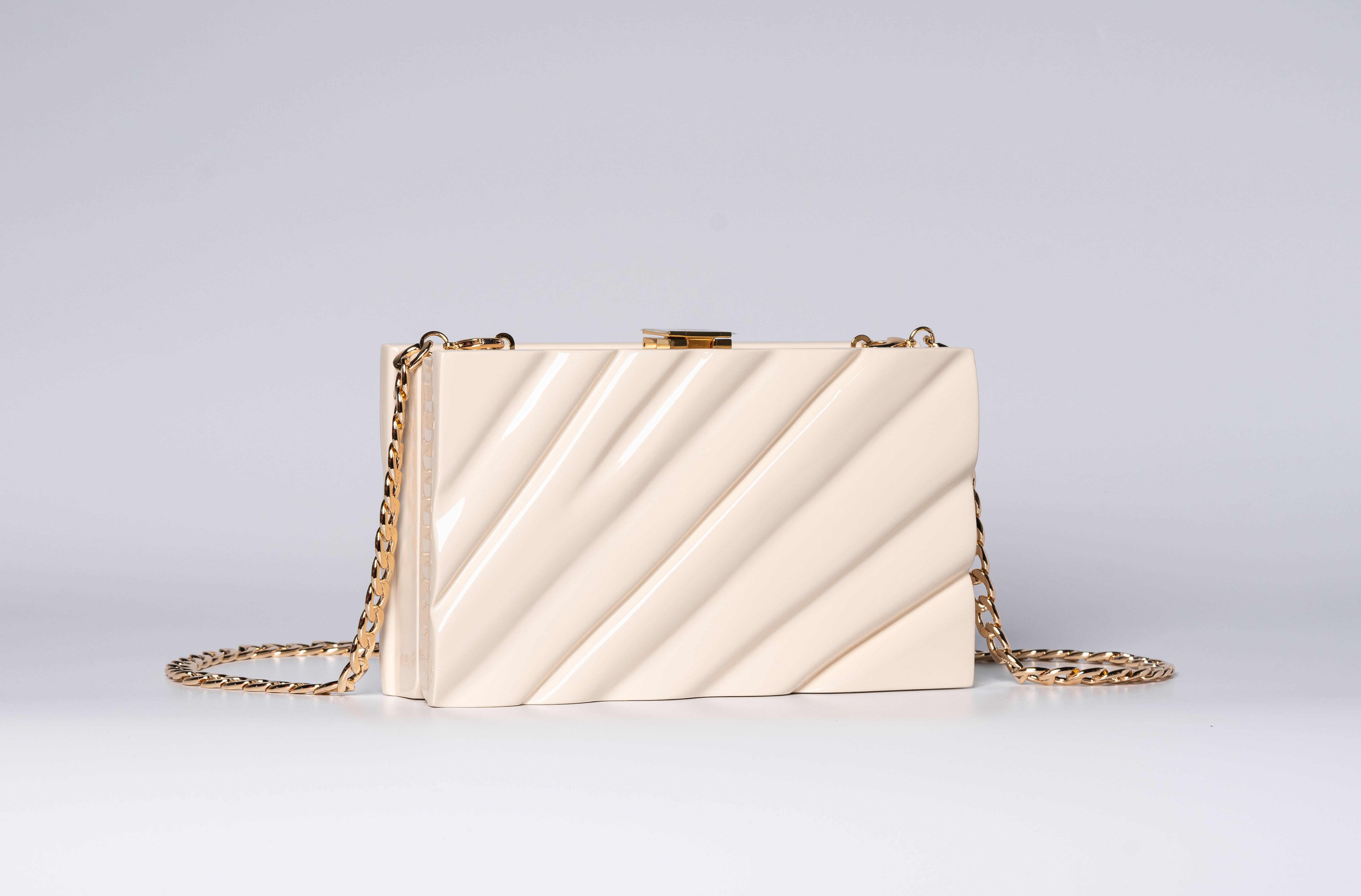 Amaia Clutch