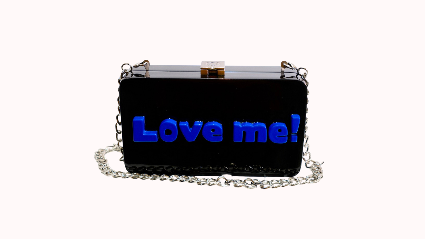 Love Me Clutch